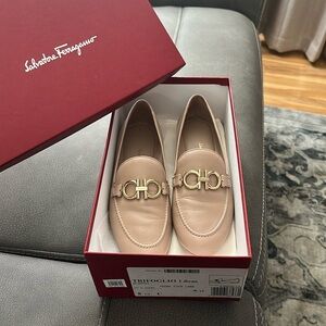 Salvatore Ferragamo Beige Loafers